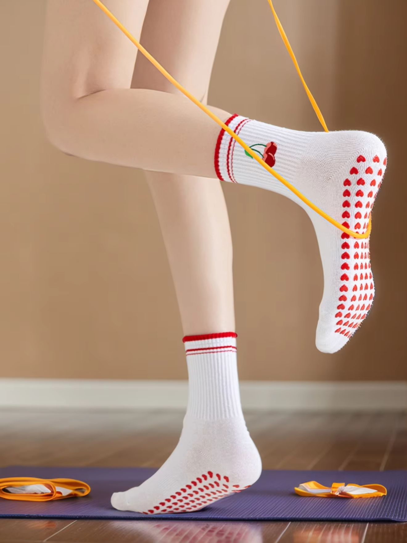 Pilates Is Yoga - 1 Pairs Cross-Border Professional Yoga Socks,